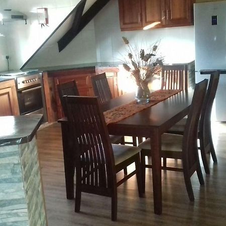 Apartament Shay Lyah Self Catering Victoria Zewnętrze zdjęcie