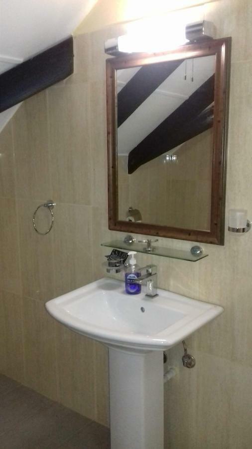 Apartament Shay Lyah Self Catering Victoria Zewnętrze zdjęcie